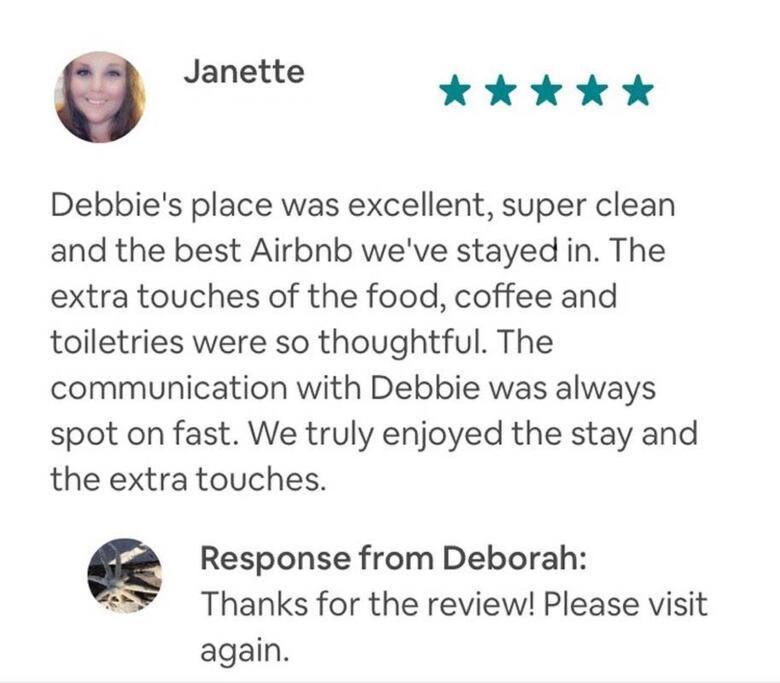 Debbie'S 3-Bedroom Apartment In A Duplex 珊瑚角 外观 照片